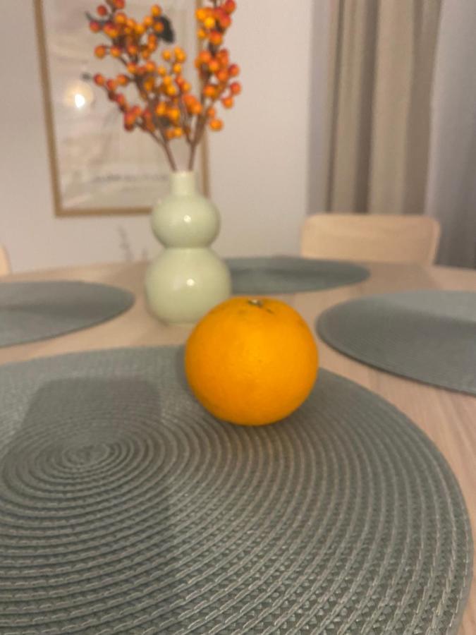 Metro Szwedzka Apartament Orange Warszawa Eksteriør bilde